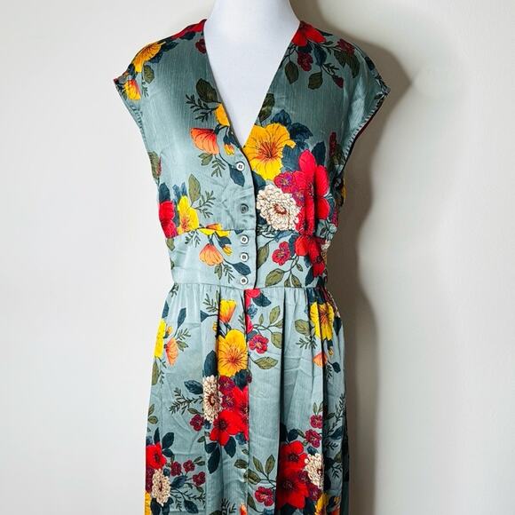 Zara Green Floral Satin Shorts Jumpsuit - Picture 7 of 11